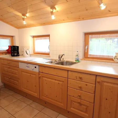 Chalet Anna Near Ski Area In Niedernsill *