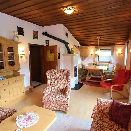 Chalet Anna Near Ski Area In Niedernsill Niedernsill